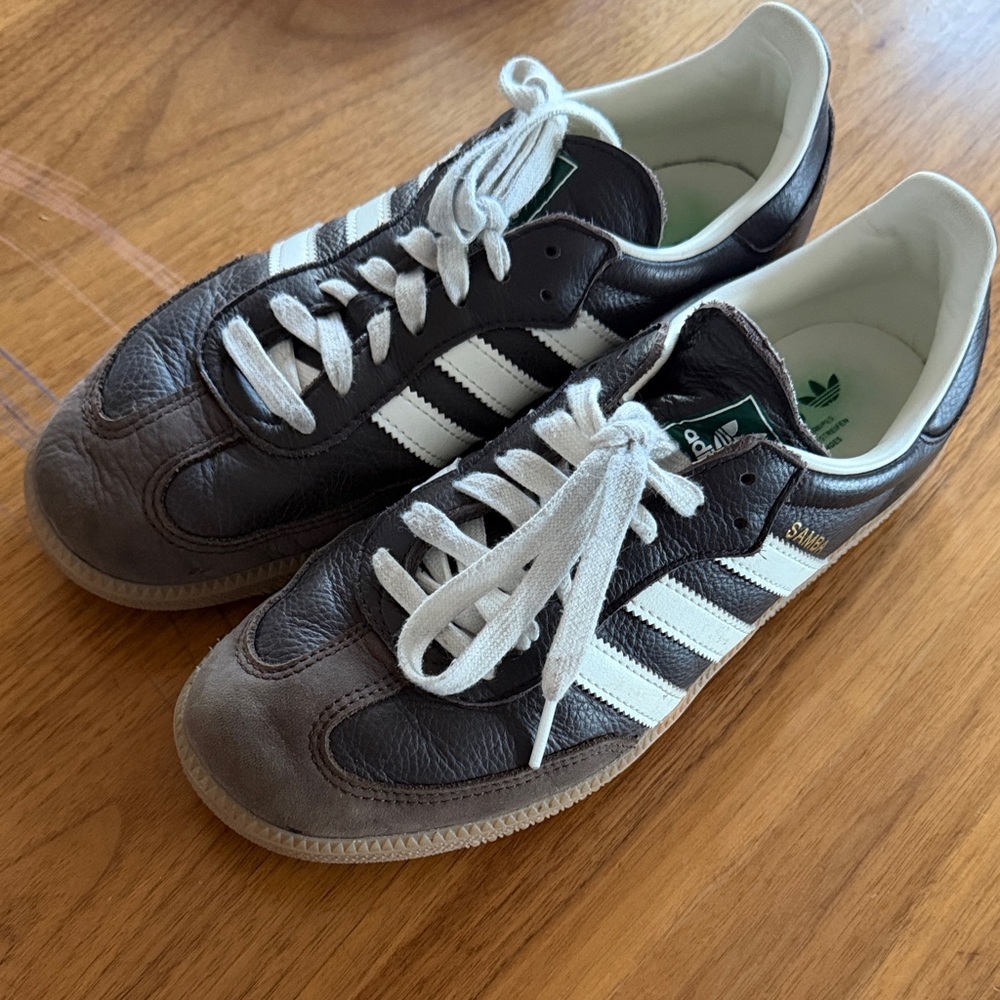 Adidas Men's Black Samba Leather Sneakers